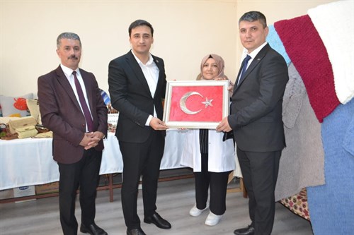 İLÇEMİZ HALK EĞİTİM MERKEZİNDE HAYAT BOYU ÖĞRENME HAFTASI ETKİNLİKLERİ GERÇEKLEŞTİRİLDİ.